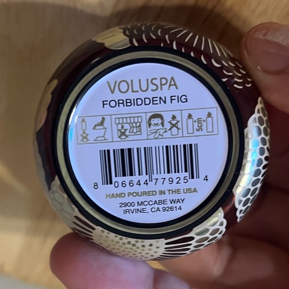 Voluspa Forbidden Fig scented mini candle NWT - Picture 4 of 5
